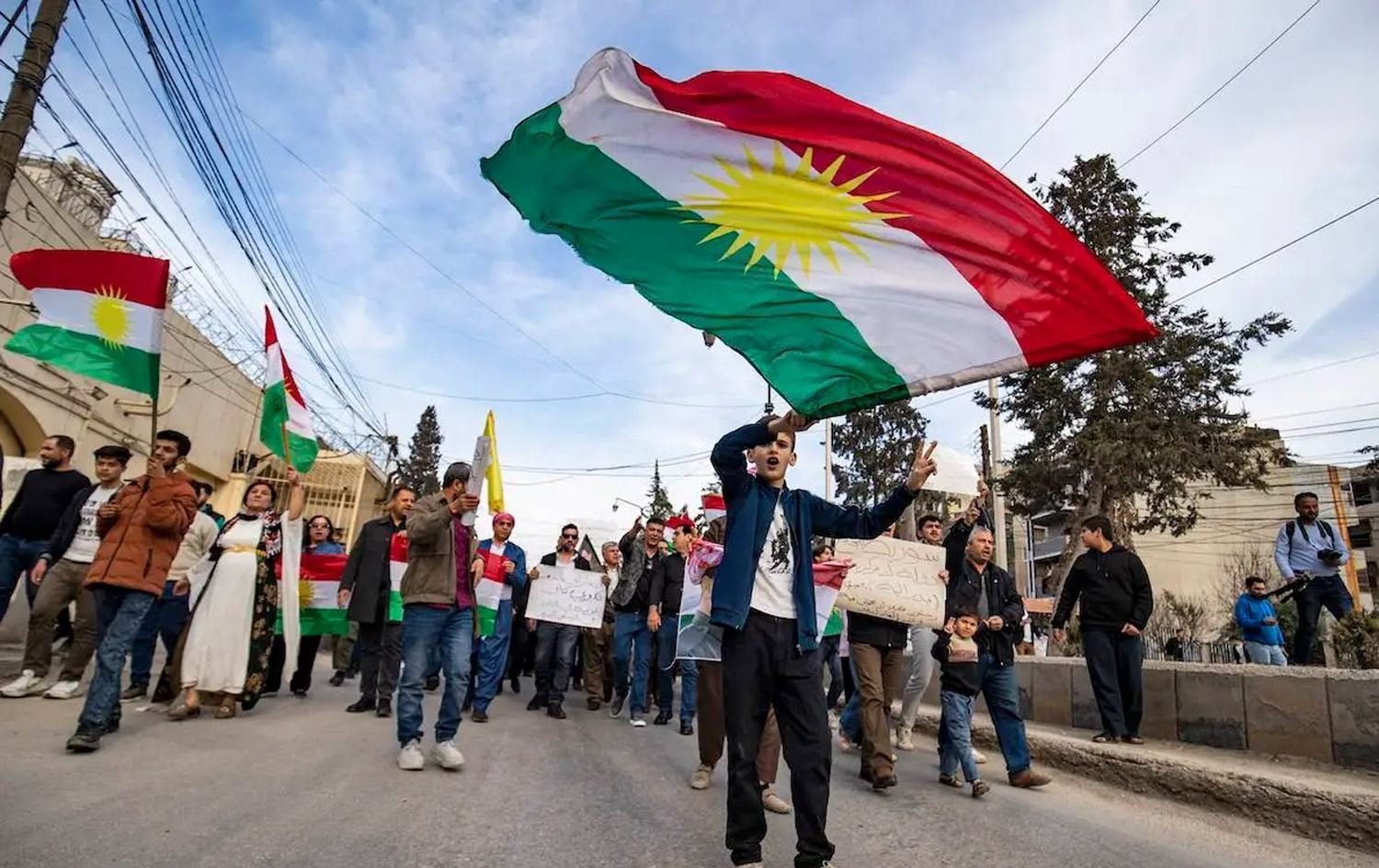 Kurds Rojava Kurds Mobilize to Rojava Amid Crisis in Syria